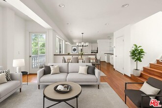 Building Photo - 3962 Oakfield Dr