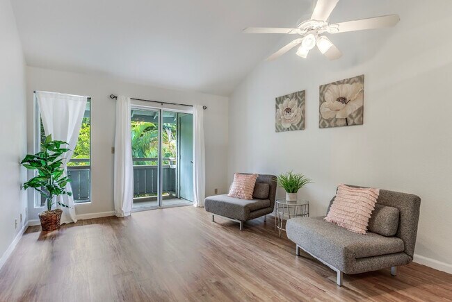 Sala de estar (techo abovedado) - 95-664 Wikao St