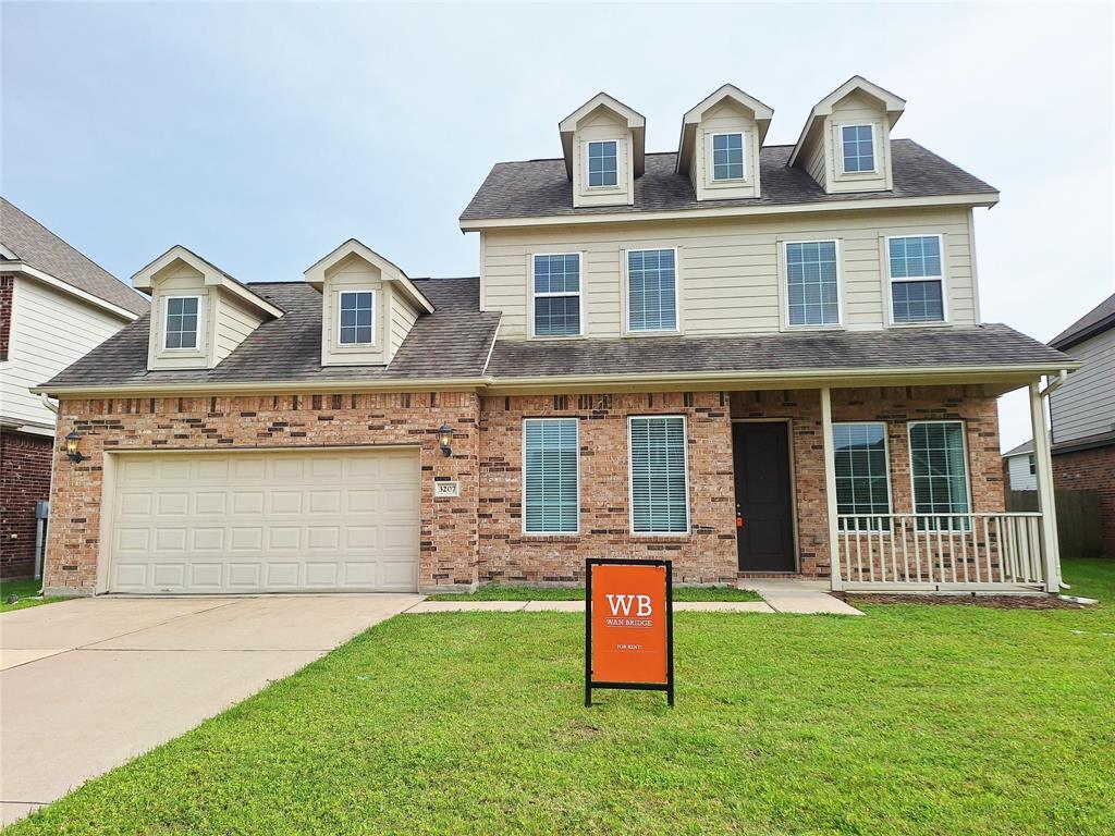Foto principal - 3207 Youngs Meadow Ln