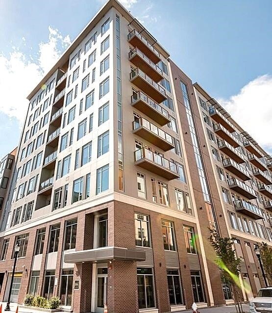 Foto principal - 323 Pine St