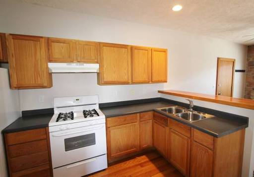 Building Photo - 324 S 27th Ave