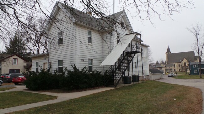 Ubicado a 2 cuadras del centro. - 154 S Franklin St