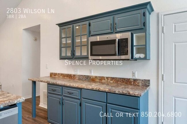 Building Photo - 2803 Wilson Ln