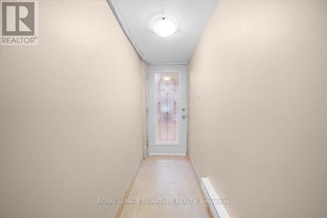 Building Photo - 51 Blyth St