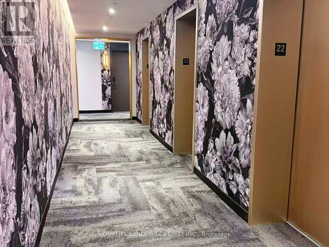 Photo du bâtiment - 771 Yonge St