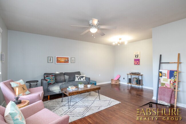 Foto del edificio - 2920 Davie Dr
