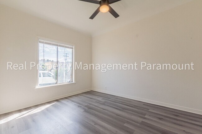 Foto del edificio - 2757 S Mansfield Ave