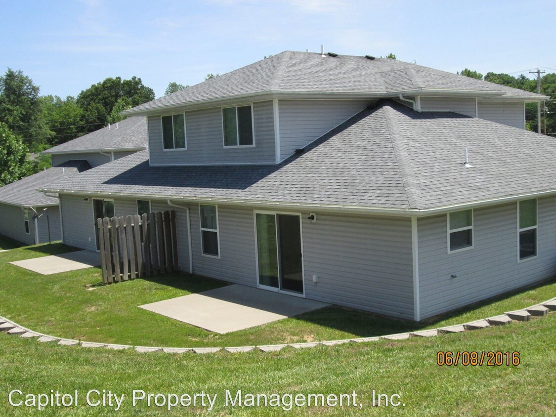Primary Photo - 4690 Old Lohman Rd