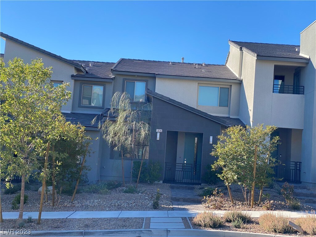 Primary Photo - 11636 Alpine Cove Ave