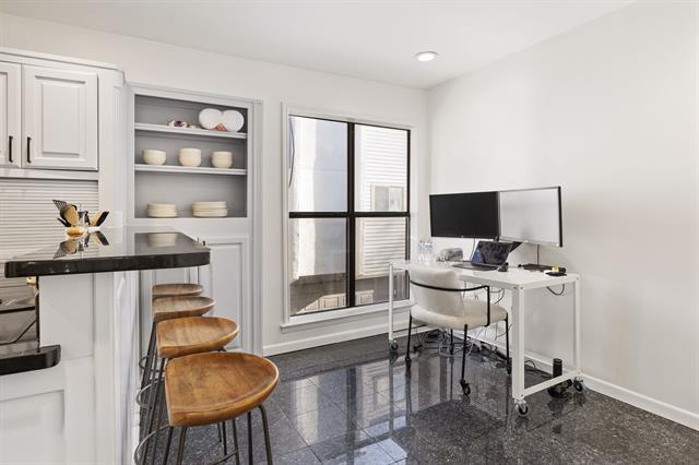 Foto del edificio - 3618 Gillespie St