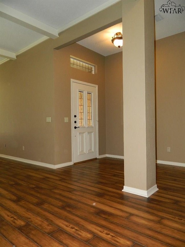 Building Photo - 6 Chimney Rock