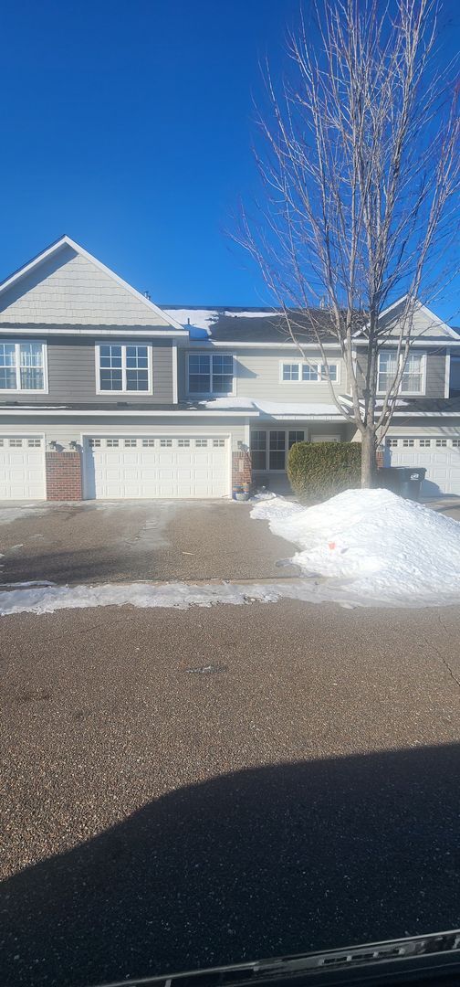 Building Photo - 9219 Overlook Ln