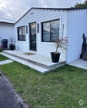 Building Photo - 3111 NW 28th St