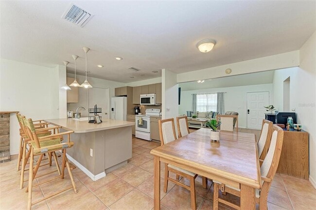 Building Photo - 2660 Davis Blvd