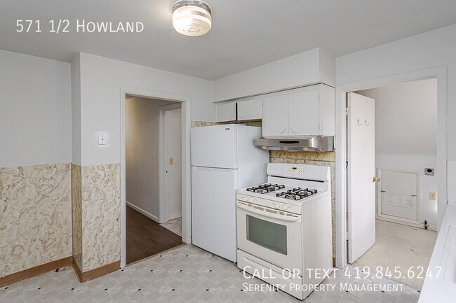 Foto del edificio - 571 1/2 Howland-