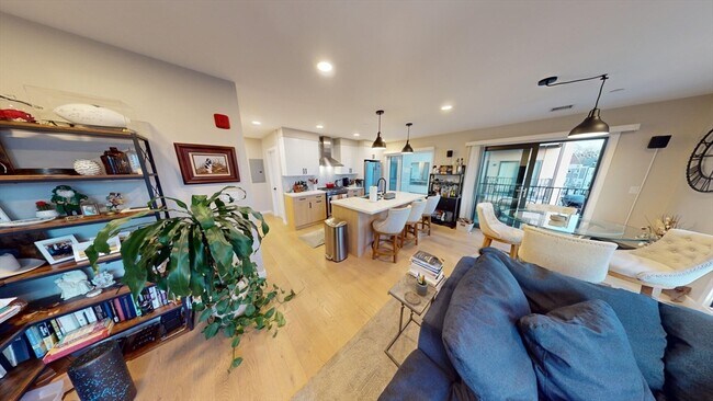 Foto del edificio - 457 W Broadway