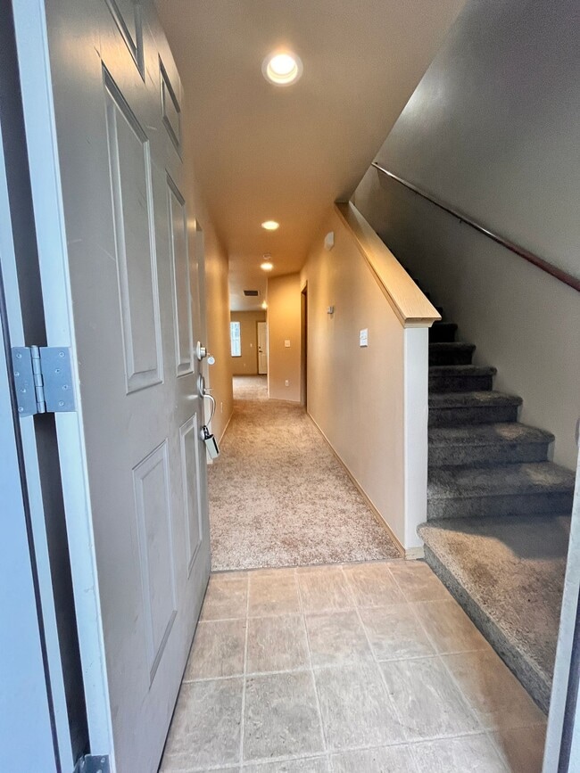 Building Photo - 15518 87th Ave E