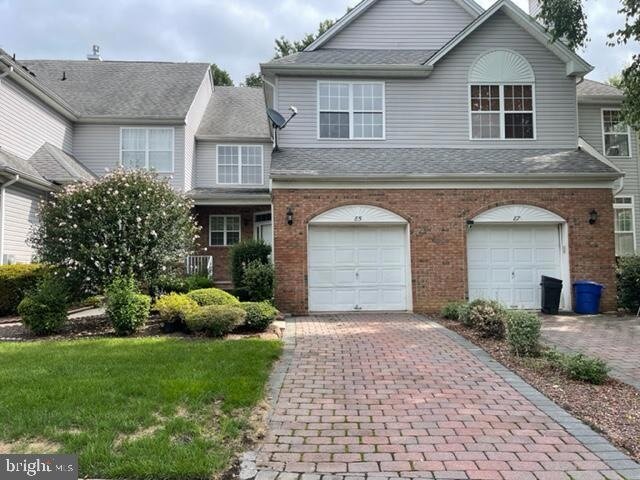 Foto principal - 85 Shelley Cir