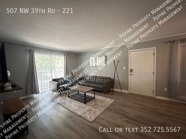 Foto del edificio - 507 NW 39th Rd