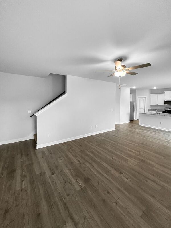 Foto del edificio - 2308 Valverde Wy