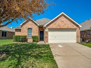 Building Photo - 2844 Saddlebred Trail