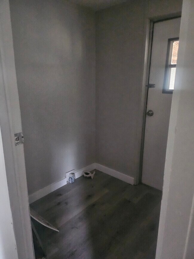 Foto del edificio - 8405 Vining St