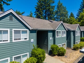 Building Photo - Pointe West Apartments