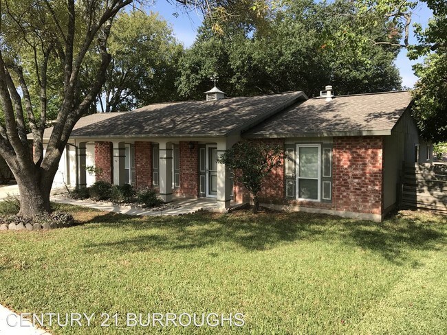 Foto del edificio - 12819 Independence Ave