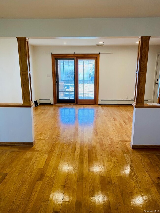 Building Photo - 24 Cable Ln