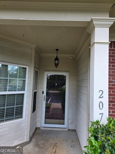 Building Photo - 207 Granite Way