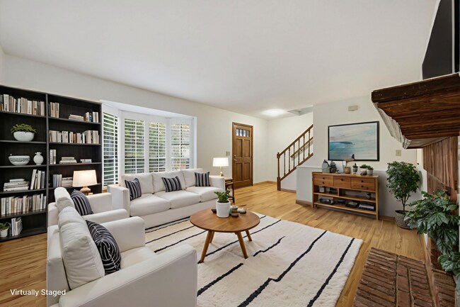 Building Photo - Updated 3BR Townhome in Centennial | 2-Car Garage, Pool & Pickleball