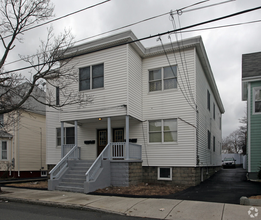 Primary Photo - 55 Irving St