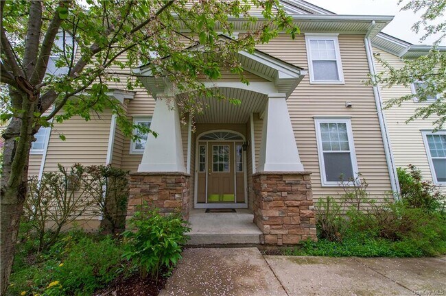 Foto del edificio - 20 Woodside Knolls Dr