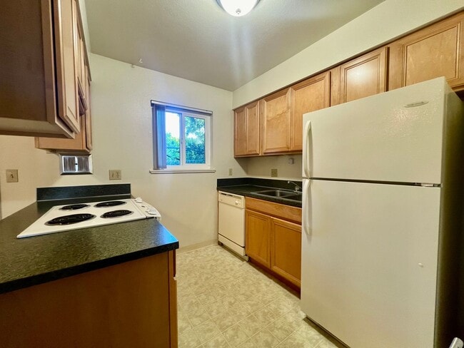 Building Photo - 37950 US-26