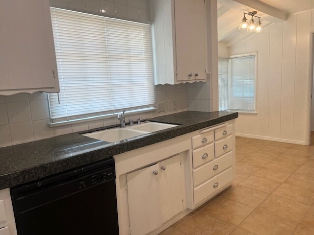 Foto del edificio - 16951 Knapp St