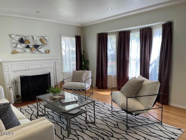 Foto del edificio - 4121 McFarlane Ave