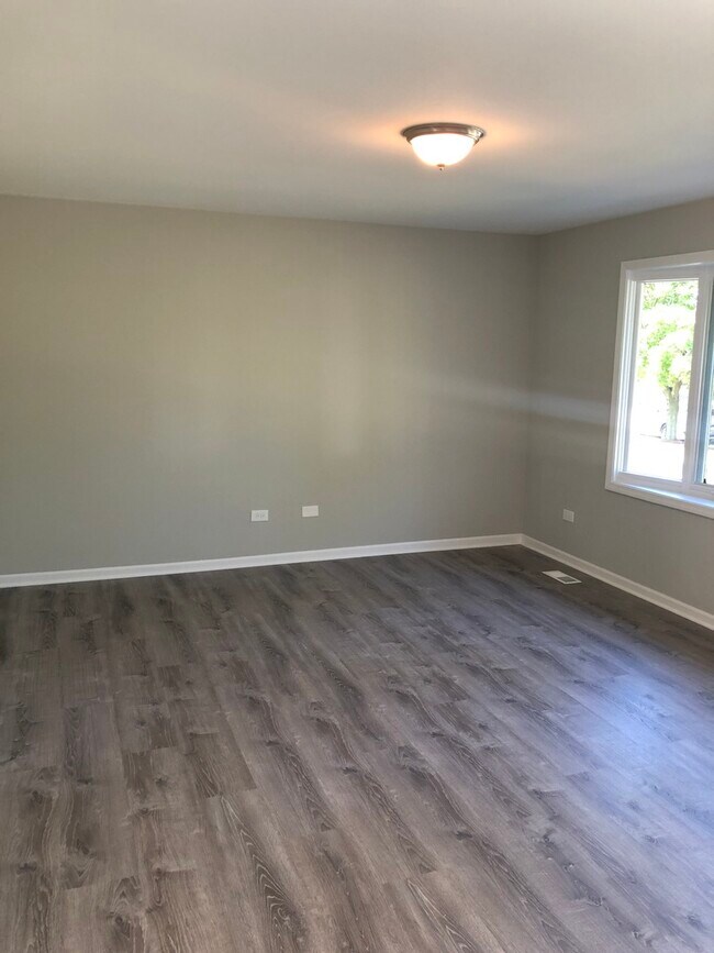 Building Photo - 2914 Frank Turk Dr