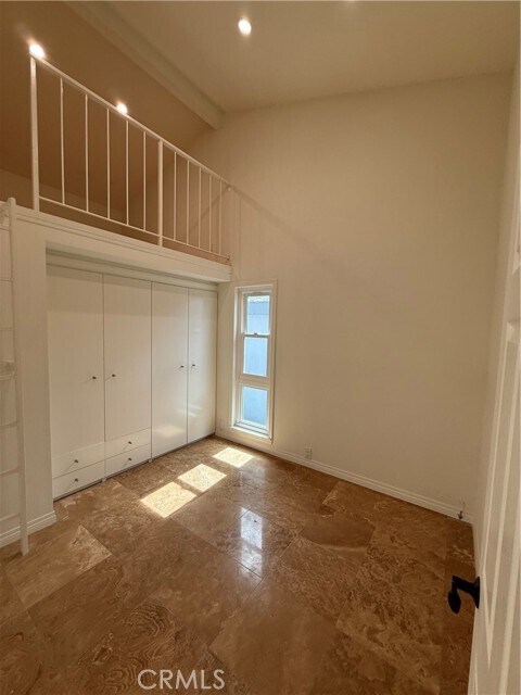 Foto del edificio - 3012 W Oceanfront