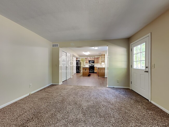 Building Photo - 532 Sugar Maple Court