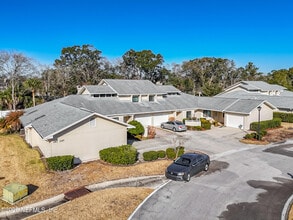 Building Photo - 141 La Pasada Cir W