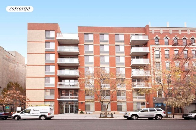 Building Photo - 324 Pleasant Ave