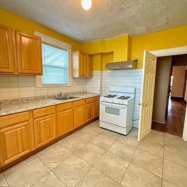 Building Photo - 48 Elmwood Ave