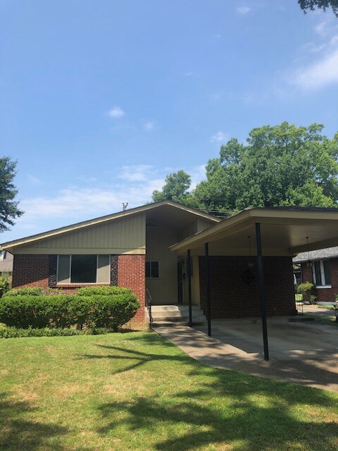 Foto principal - 909 Hawthorne St