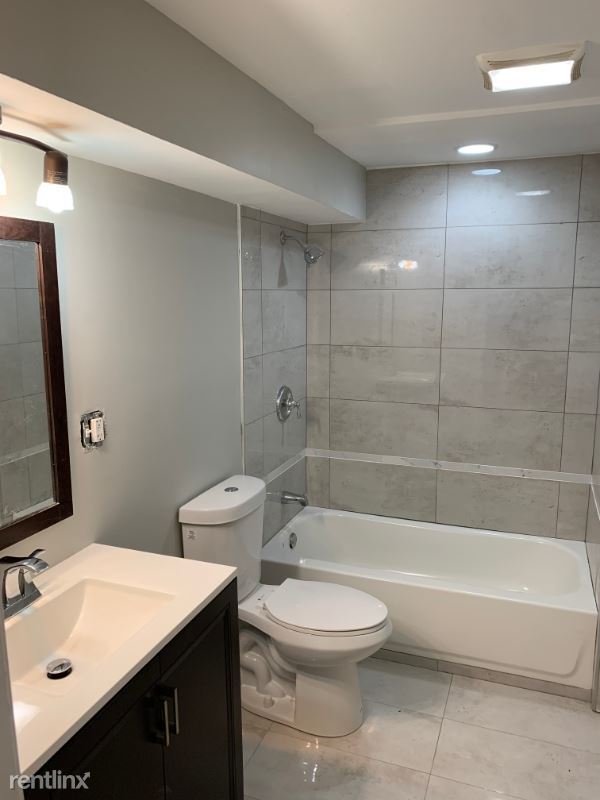 Building Photo - 5 br, 2 bath House - 4202 188th Pl