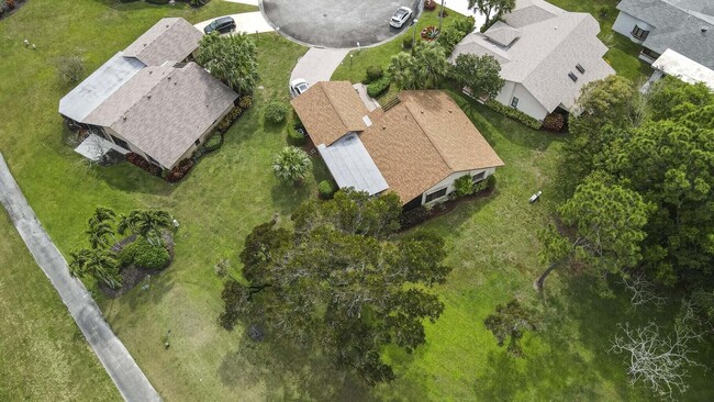 Foto del edificio - 5569 Glen Abbey Ct