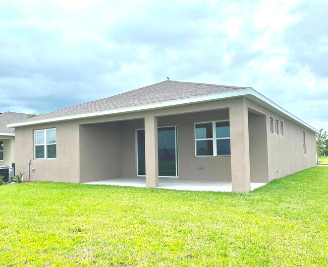 Building Photo - 2696 Crowned Eagle Cir SW