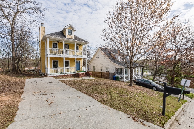 Building Photo - 1401 Rome Dr NW