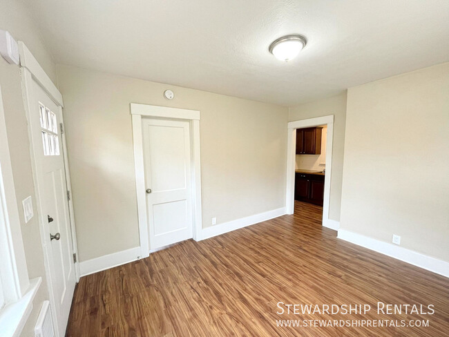 Foto del edificio - 2024 Emerald St