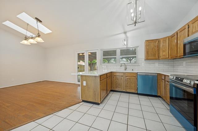 Building Photo - 4128 Liverpool Dr