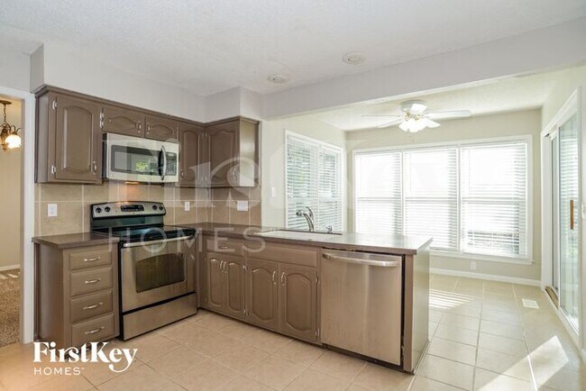 Building Photo - 13209 S Foxridge Dr